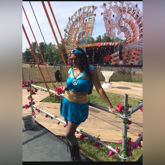 Meet your Posher, Krystal - Picture 10 of 16